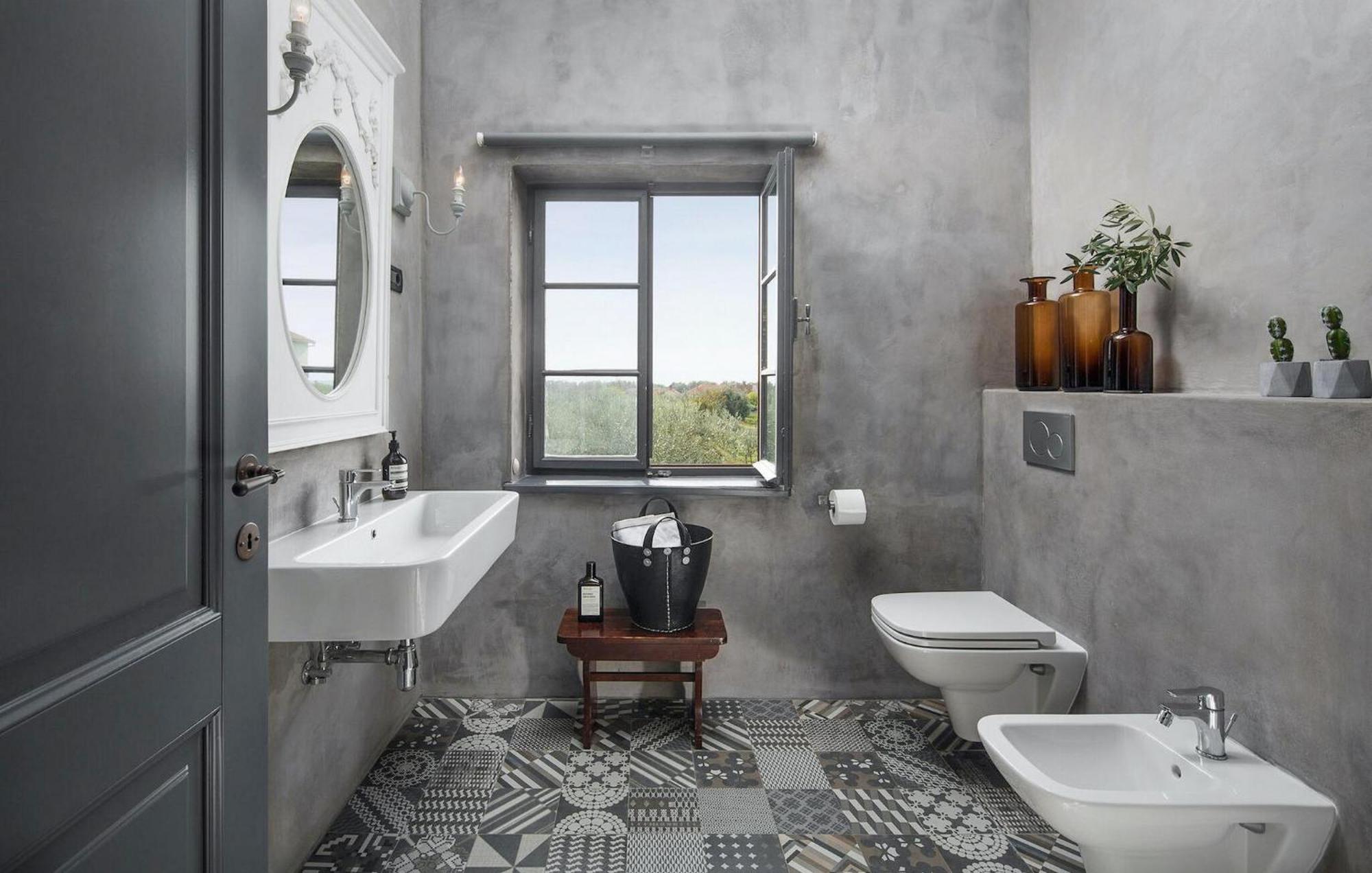 Cozy Home In Tinjan With Outdoor Swimming Pool Bagian luar foto